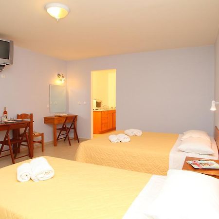 Premedinos Inn Lazaráta Buitenkant foto