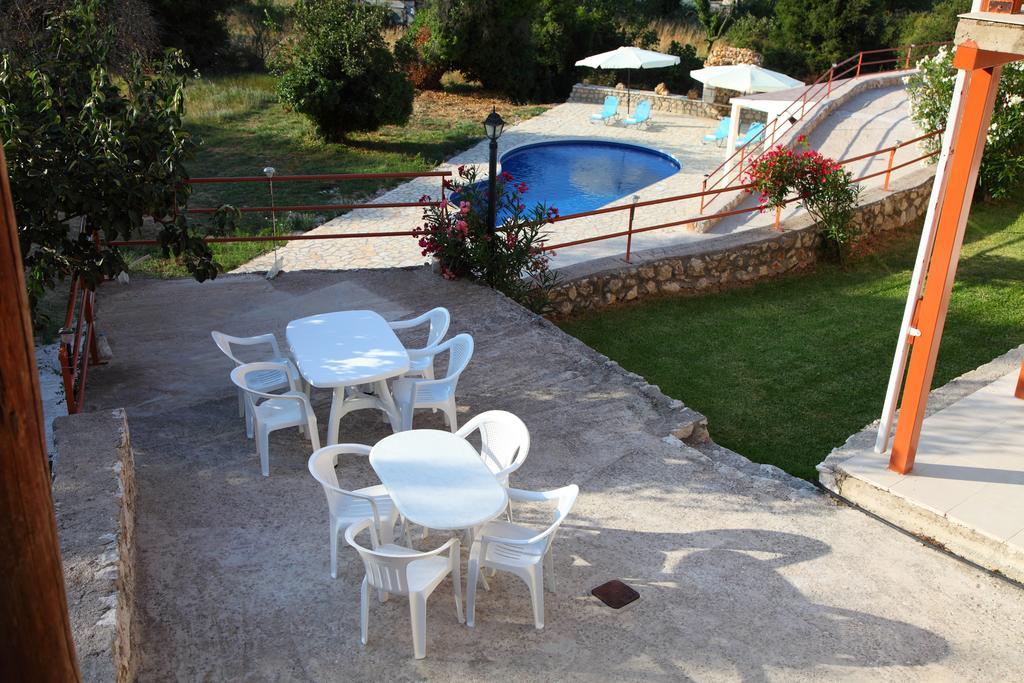 Premedinos Inn Lazaráta Buitenkant foto